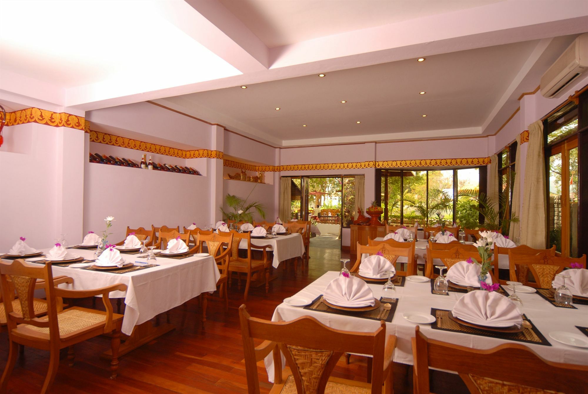 Hotel Amazing Nyaung Shwe Eksteriør bilde